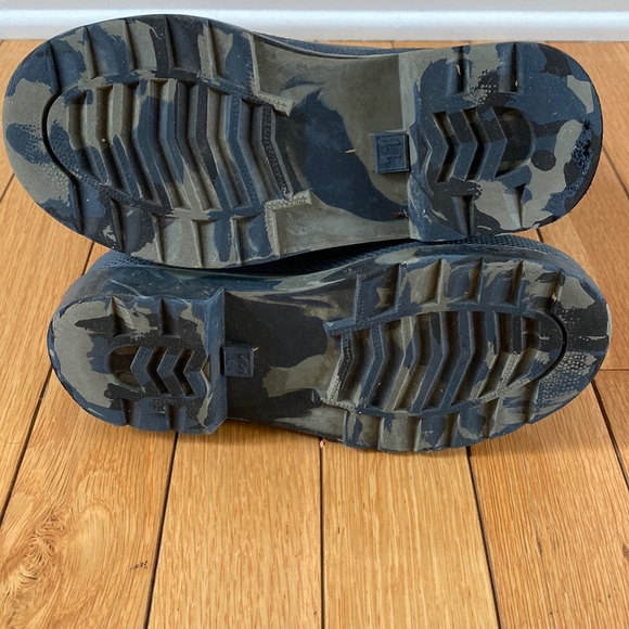Boys Western Chief Navy/Camo Rain Boots - Picture 5 of 5